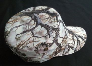 Beyaz Orman Desenli Kastro Şapkası